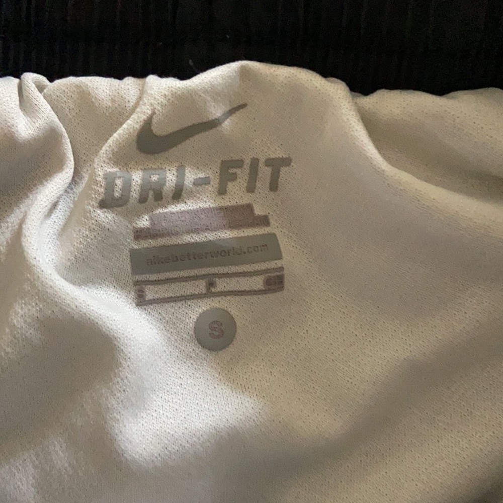 nike shorts - Picture 3 of 3